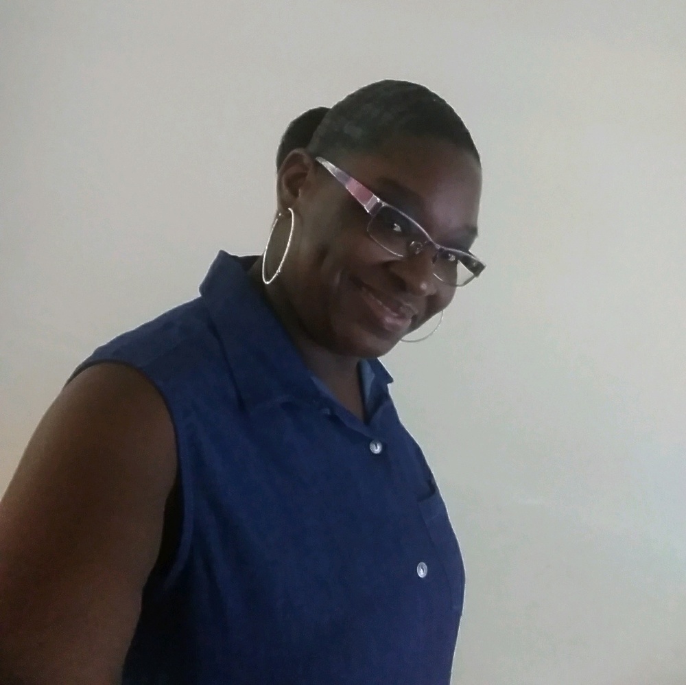 Meet your Posher, Crystal